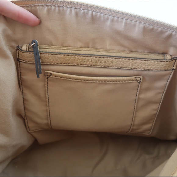 Liz Claiborne Tote Bag - Picture 4 of 5